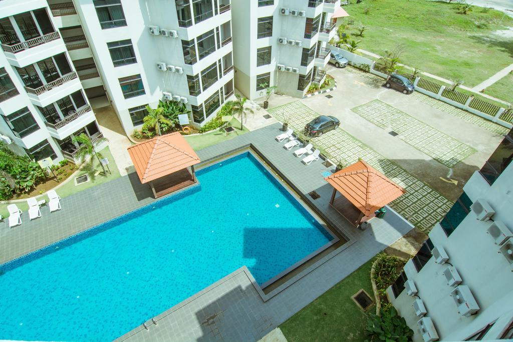 Holiday Homes At Samsuria Resort Kampung Sungai Ular Kültér fotó